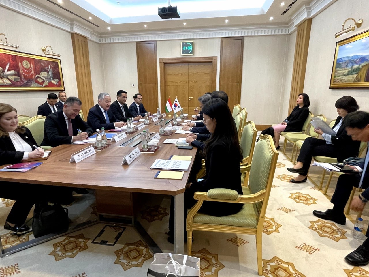 Tajikistan and South Korea enhance diplomatic and economic cooperation  