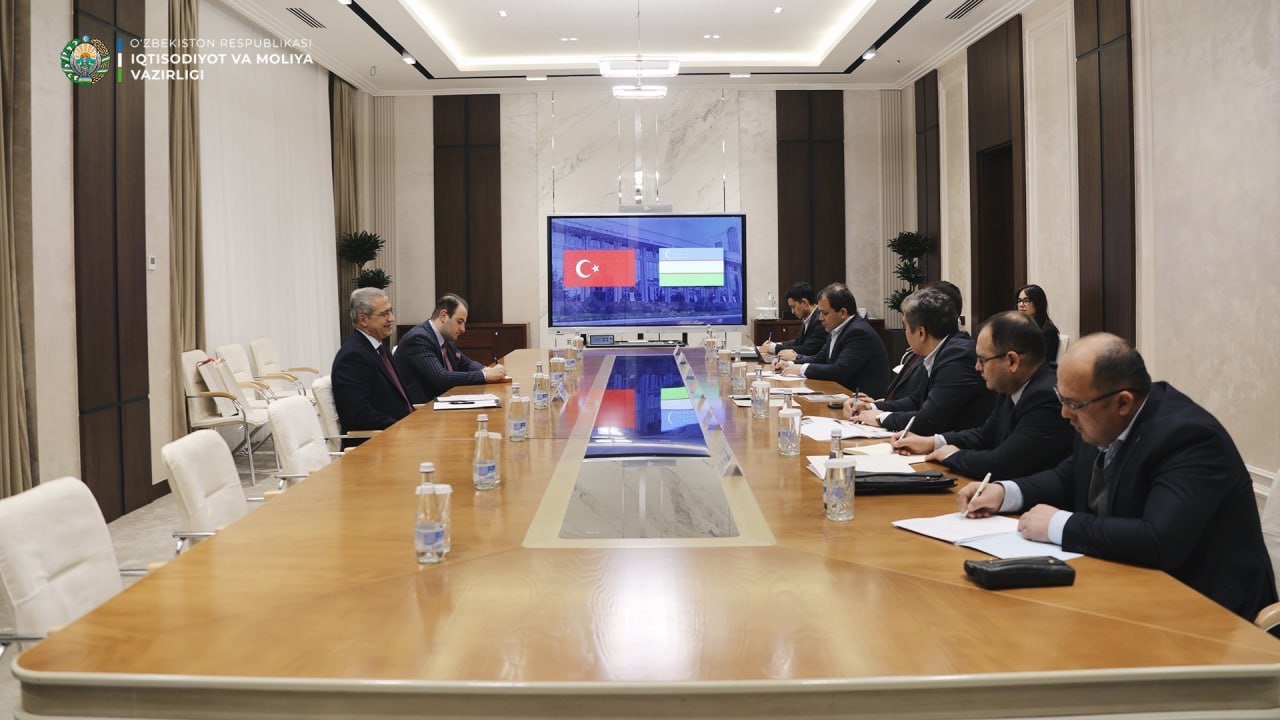 Deputy Prime Minister of Uzbekistan in talks with Turkish Ambassador for economic collaboration