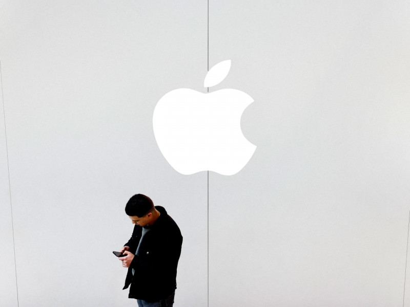 AQSH Adliya vazirligi Apple’ni uchinchi marta sudga berdi  