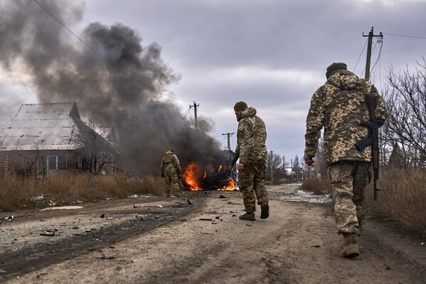 FT: AQSH Ukrainadan Rossiya neftni qayta ishlash zavodlariga hujumlarni to‘xtatishni so‘radi   